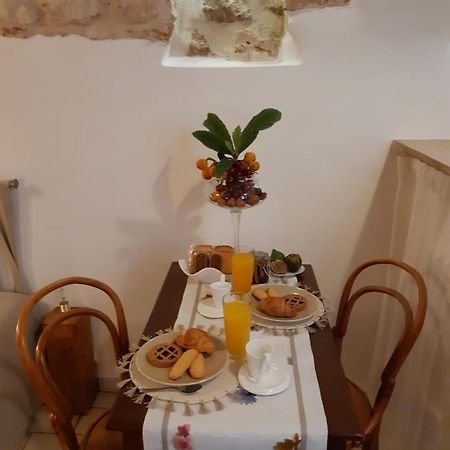 Donna Lucrezia Dimora A Corte B&B Conversano Eksteriør bilde