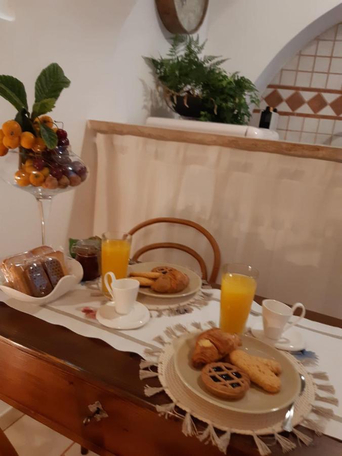 Donna Lucrezia Dimora A Corte B&B Conversano Eksteriør bilde